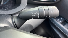 Toyota Yaris Cross 1.5 Hybrid Design 5dr CVT Hybrid Estate